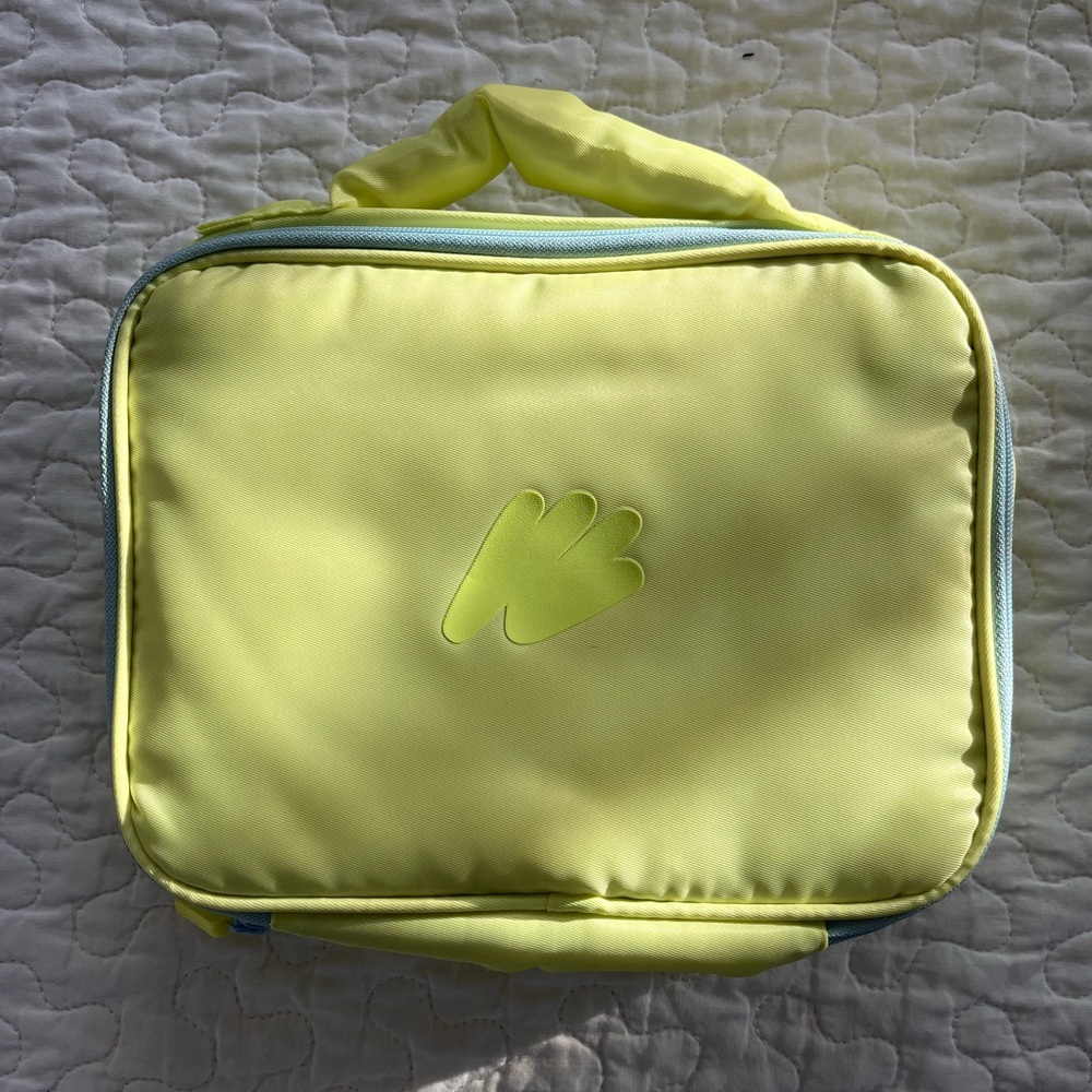 Krave Beauty Cushtiony Beauty Bag